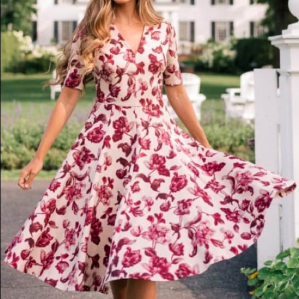 Gal Meets Glam Edith Floral Print Dress